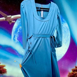 Vintage blue dress size 4 !